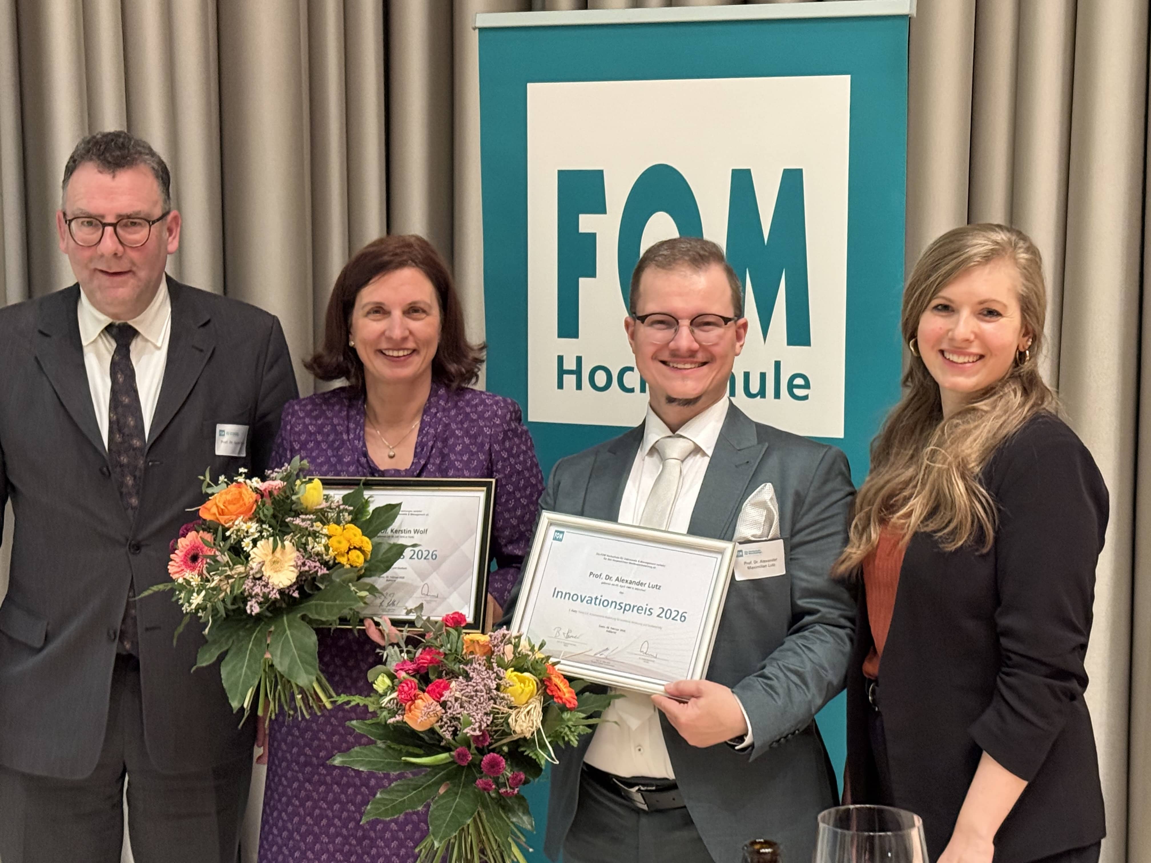 Innovationspreis 2026 - Preisverleihung: Prof. Dr. Gerald Mann, Prof. Dr. Kerstin Wolf, Prof. Dr. Alexander Lutz, Pia Strobl, M.Sc.